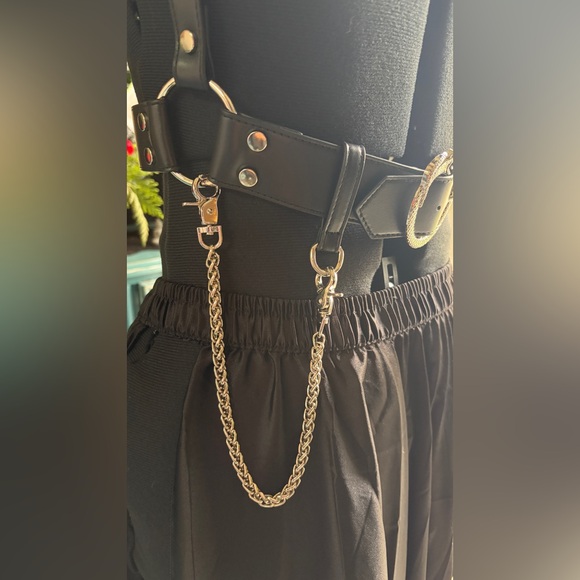 Disturbia Kaliya Snake Chain Harness - Picture 3 of 6